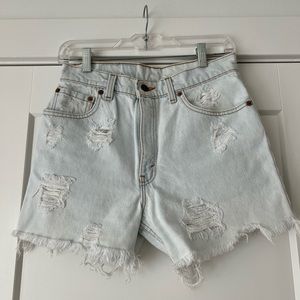 Distressed Vintage Levi’s 501 jean shorts